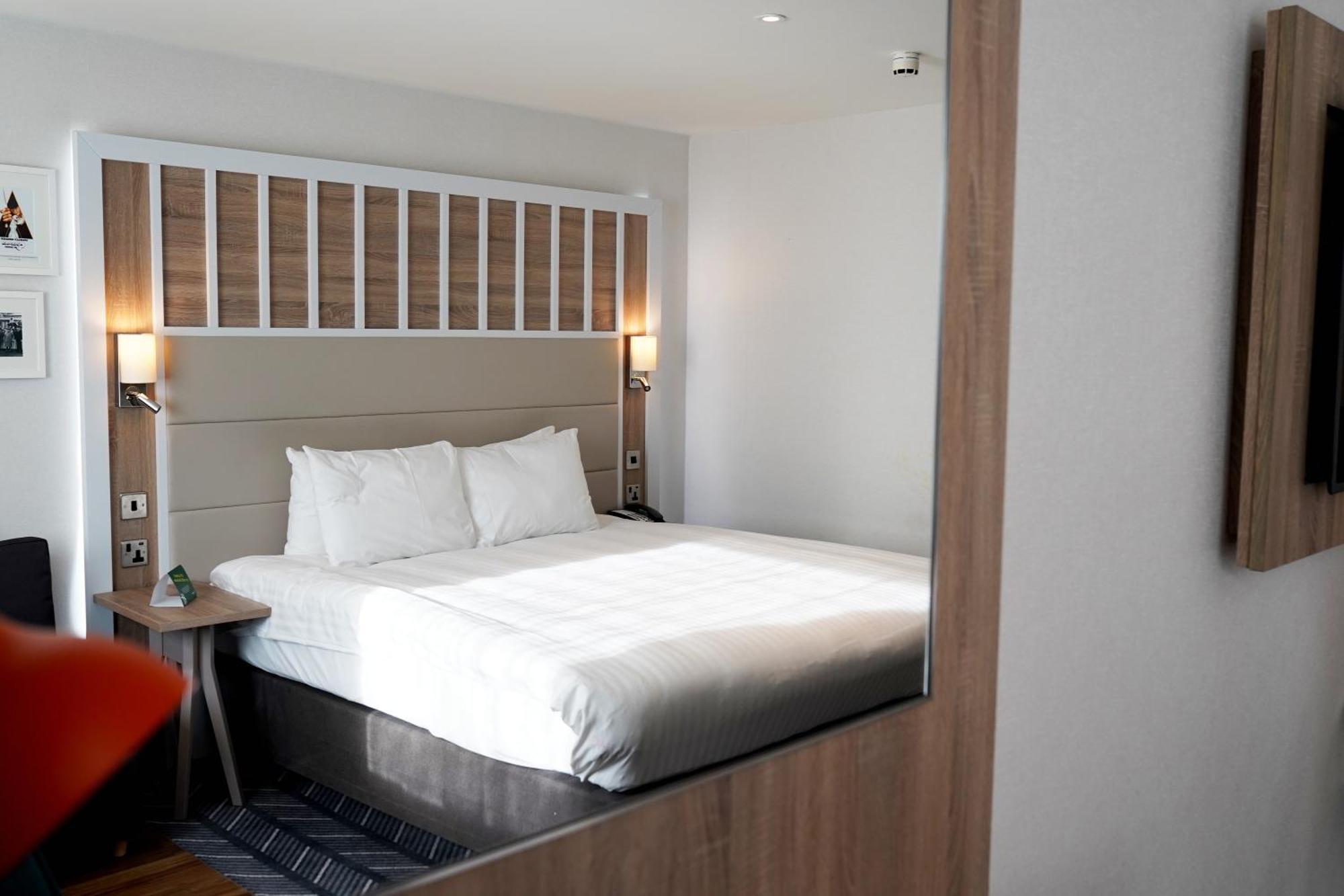 Holiday Inn London-Shepperton By Ihg Exteriér fotografie