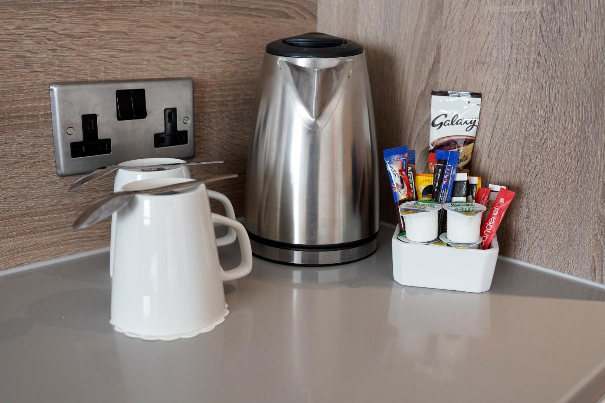 Holiday Inn London-Shepperton By Ihg Exteriér fotografie